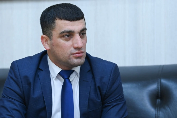 Aqşin Kərimov: 