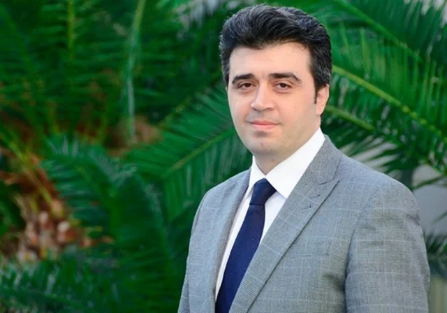 Əmək bazarında yeni dinamika - Yerli kadrlar əcnəbi işçiləri üstələyirlər