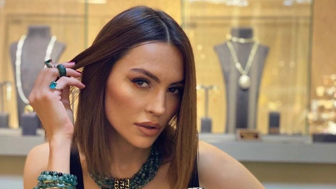 Türkiyədə fəaliyyət göstərən AZƏRBAYCANLI MƏŞHURLAR