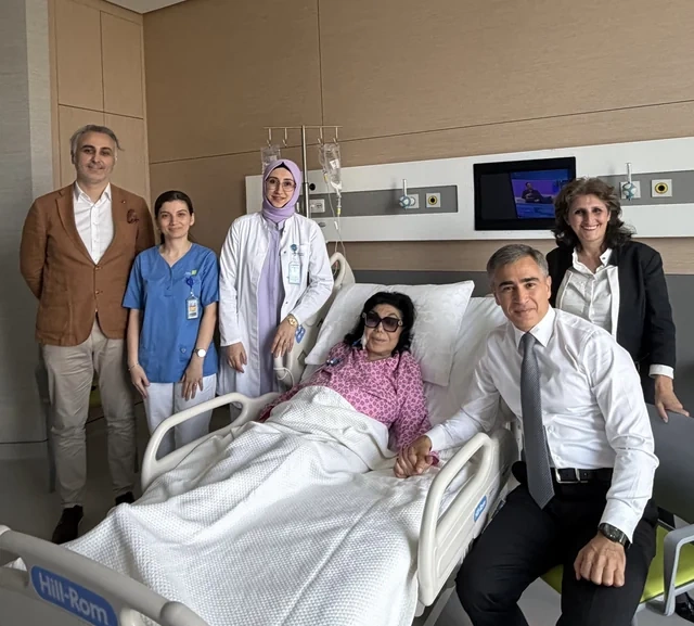Xalq artisti Flora Kərimovanın sağlamlıq vəziyyəti AÇIQLANDI
