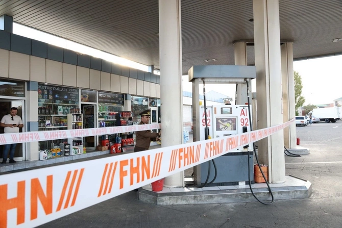 Nazirlik bu yanacaqdoldurma məntəqəsinin fəaliyyətini dayandırdı Nazirlik bu yanacaqdoldurma məntəqəsinin fəaliyyətini dayandırdı