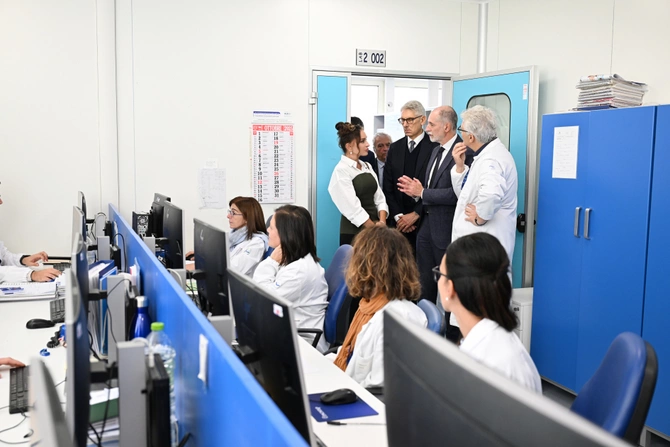 Birinci vitse-prezident Avropanın ən böyük pediatrik Birinci vitse-prezident Avropanın ən böyük pediatrik