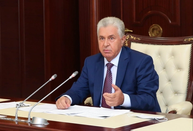 Repetitorluğu ləğv etmək mümkün deyil - DEPUTATLAR