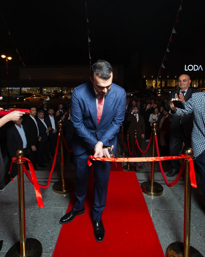 Mazda və Mitsubishi brendləri artıq rəsmi olaraq Babəkdə də satılacaq