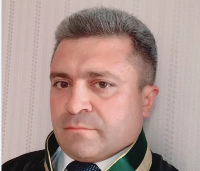Vəkil Elşad Məmmədov saxlanıldı