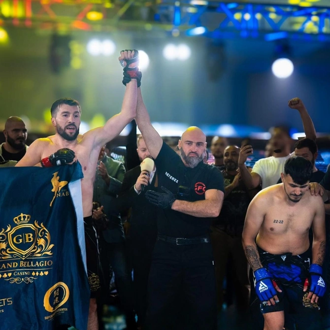 Alim Nəbiyev MMA-də növbəti qələbəsini qazanıb, rəqibini 1-ci raundda nokaut edib Alim Nəbiyev MMA-də növbəti qələbəsini qazanıb, rəqibini 1-ci raundda nokaut edib