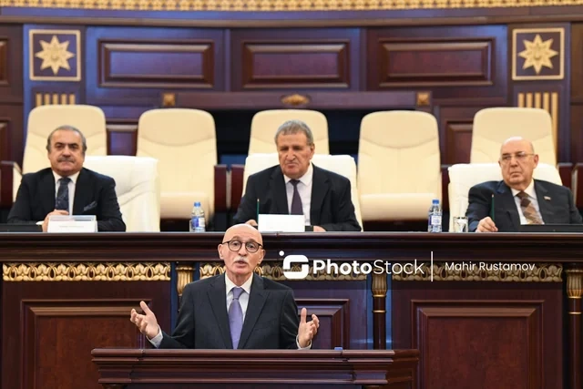 В Азербайджане два вуза получат новый статус