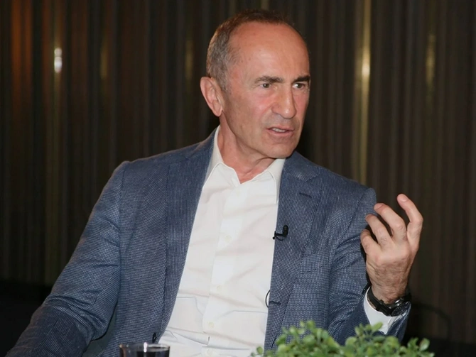 Robert Koçaryanın oğullarının adı qalmaqalda: Növbə müğənni gəlininə də çatdı