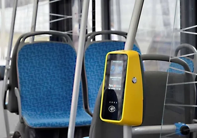 Kartdan xəbərsiz pul silinir: Bakıda ictimai nəqliyyatda rəqəmsal ödəniş böhranı