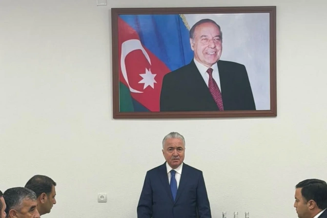 Gədəbəyin yeni icra başçısı kollektivə təqdim olunub