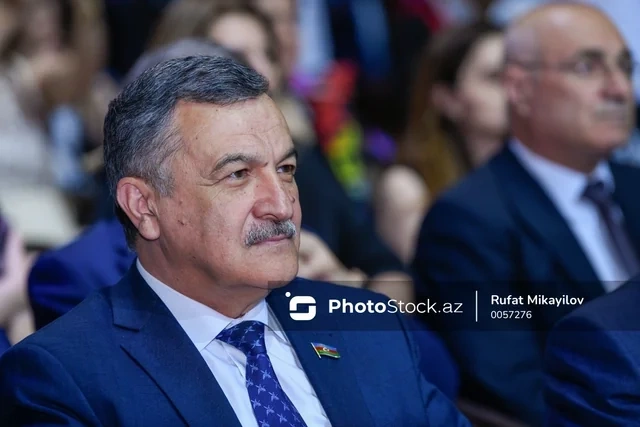 Aydın Mirzəzadə: 