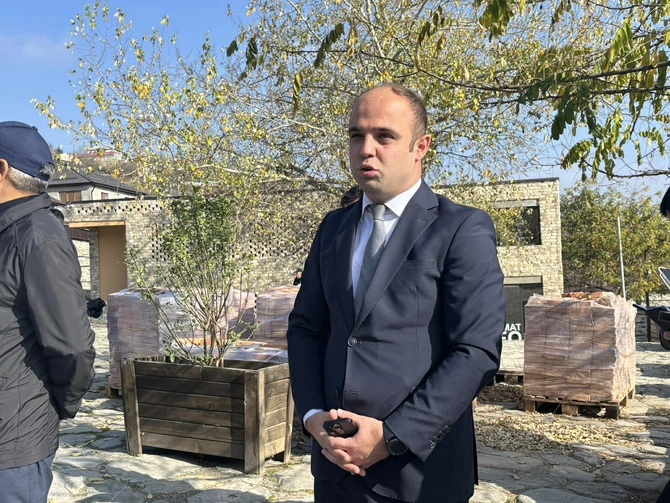 Basqal qəsəbəsindəki köhnə məktəb binası sənətkarlıq və yaşayış məqsədilə istifadəyə hazırlanır