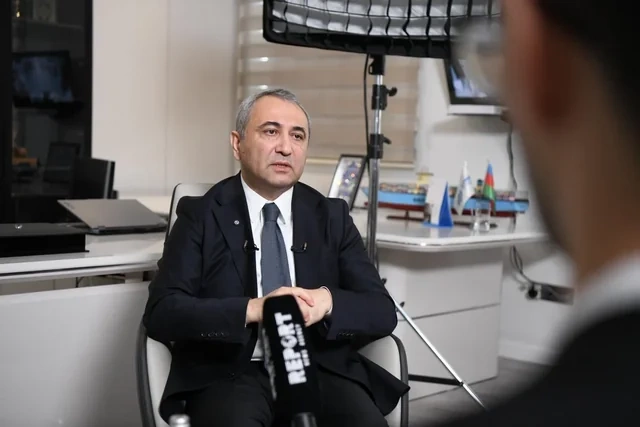 Anar Rzayev: 