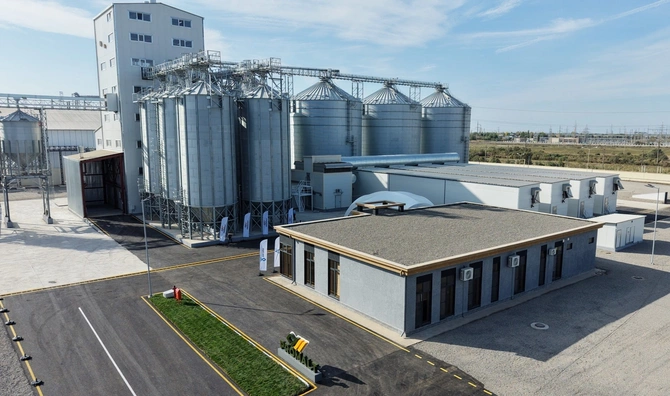 İlham Əliyev İmişlidə "Promalt" MMC-nin arpa emalı müəssisəsinin açılışını edib İlham Əliyev İmişlidə "Promalt" MMC-nin arpa emalı müəssisəsinin açılışını edib