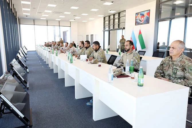 "Sarsılmaz Tərəfdaşlıq-2025" birgə xüsusi təyinatlı qüvvələr təlimi sona çatıb "Sarsılmaz Tərəfdaşlıq-2025" birgə xüsusi təyinatlı qüvvələr təlimi sona çatıb