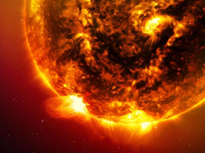 Solar plasma approaching Earth causing magnetic storm