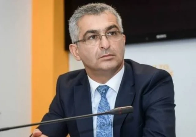 Tələbələrə yardım 23 yaşda bitməməlidir: Səbəb