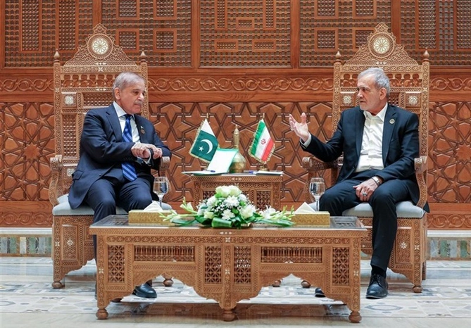 Məsud Pezeşkian: İran qanuni özünümüdafiə hüququna əsaslanaraq ABŞ bazalarını hədəf alır