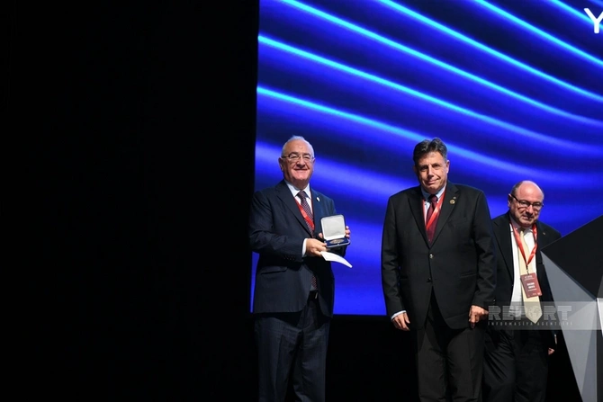 İnam Kərimov və Ramiz Rzayev xüsusi medalla təltif edilib İnam Kərimov və Ramiz Rzayev xüsusi medalla təltif edilib