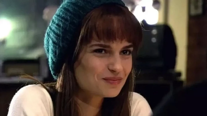 Karyerasını tez bitirən TÜRKİYƏLİ MƏŞHURLAR - SİYAHI