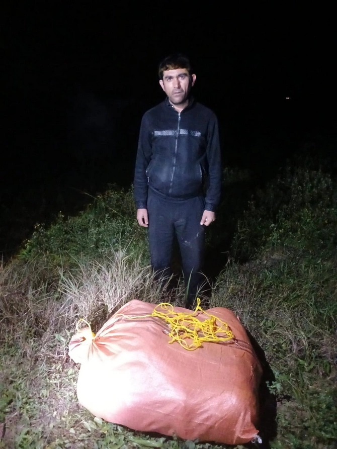 PUA ilə İrandan Azərbaycana narkotikin keçirilməsinin qarşısı alınıb