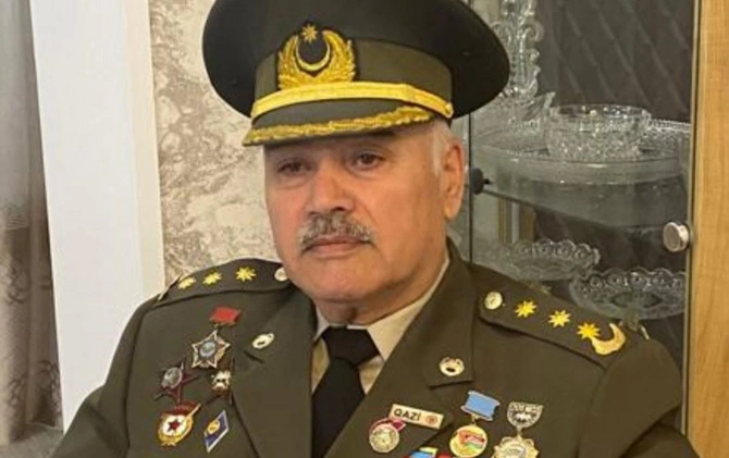 Veteran polkovnik vəfat etdi - FOTO