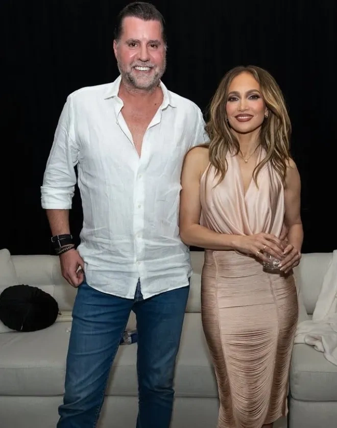 Cennifer Lopezin dizayneri boşanır