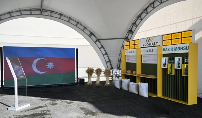 İlham Əliyev İmişlidə "Promalt" MMC-nin arpa emalı müəssisəsinin açılışını edib İlham Əliyev İmişlidə "Promalt" MMC-nin arpa emalı müəssisəsinin açılışını edib
