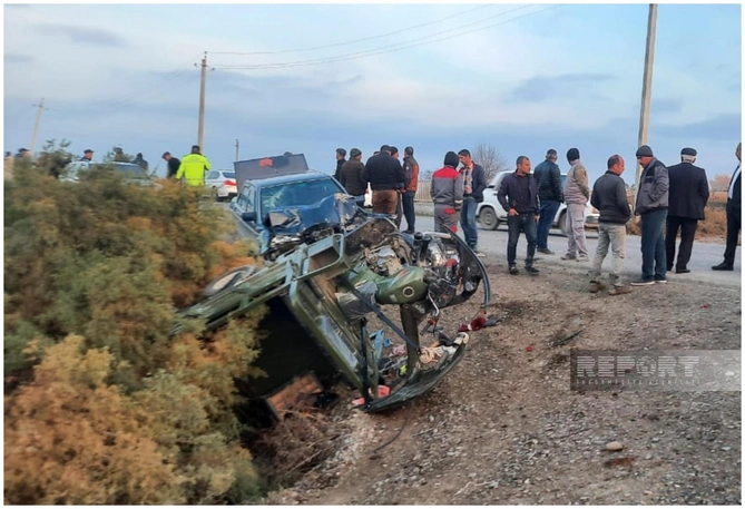 Kürdəmirdə ağır yol qəzası olub, ölən var Kürdəmirdə ağır yol qəzası olub, ölən var