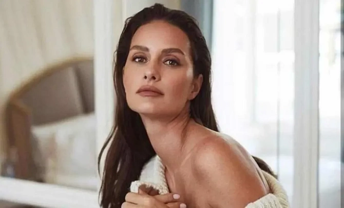 Karyerasını tez bitirən TÜRKİYƏLİ MƏŞHURLAR - SİYAHI