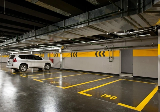 Yeni binalarda qaraj xaosu: Minlərlə sakinin ortaq parkinq PROBLEMİ Yeni binalarda qaraj xaosu: Minlərlə sakinin ortaq parkinq PROBLEMİ