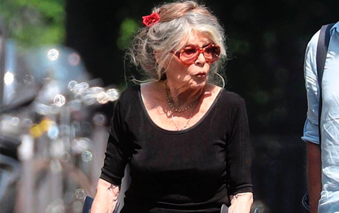 Fransız kinosunun simvolu Bricit Bordo dünyasını dəyişdi