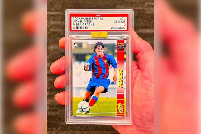 Messi's card from the Panini collection sold for a record amount Messi's card from the Panini collection sold for a record amount