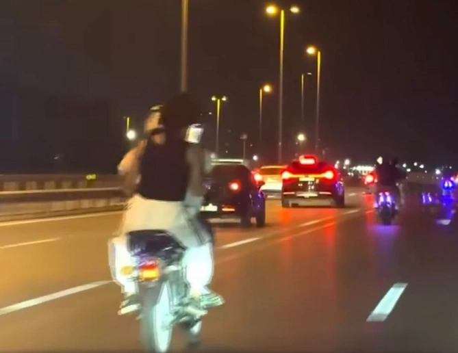 Bakıda avtoxuliqanlıq edən 23 yaşlı moped sürücüsü həbs edildi