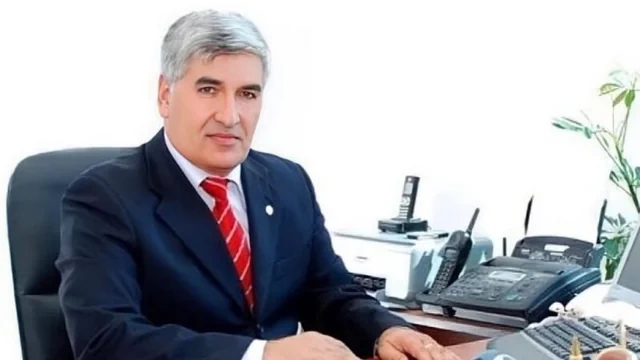 Pediatr olan məşhur baş həkim qastroenteroloq işləyirmiş - Klinikada ciddi nöqsanlar aşkarlandı