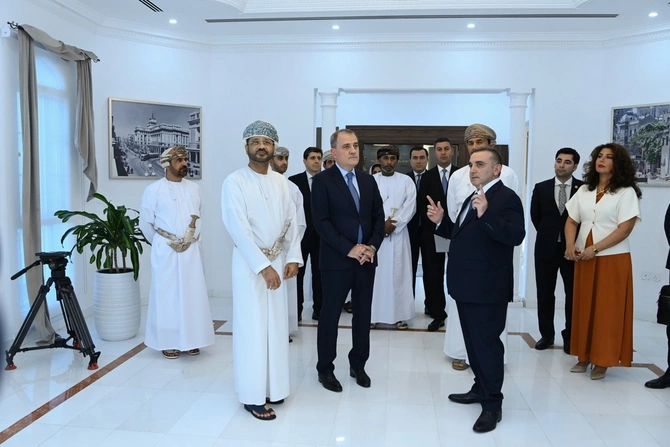 Azərbaycanın Omandakı səfirliyinin rəsmi açılışı olub Azərbaycanın Omandakı səfirliyinin rəsmi açılışı olub