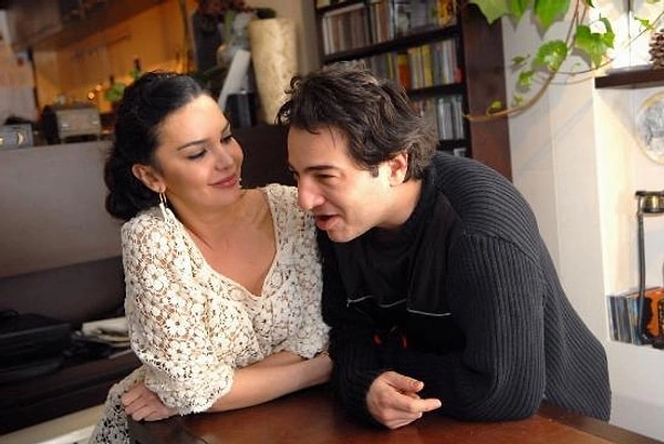 Məşhur cütlüklərin qəribə ayrılıq səbəbləri - SİYAHI