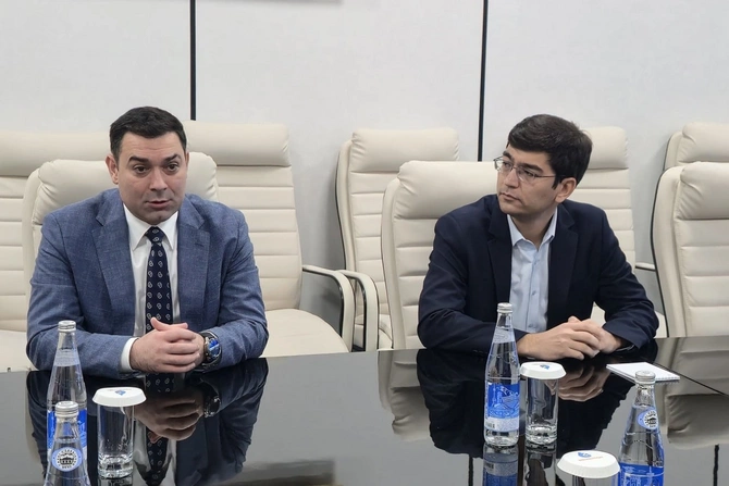 SOCAR "Uzbekneftegaz"la süni intellektin tətbiqi sahəsində Anlaşma Memorandumunu imzalayıb SOCAR "Uzbekneftegaz"la süni intellektin tətbiqi sahəsində Anlaşma Memorandumunu imzalayıb
