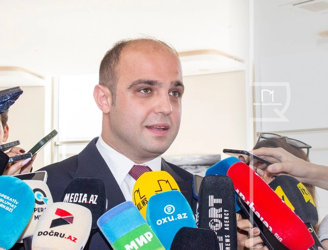 Turistləri heyran qoyan DİYAR: Alov, neft və palçığın qovuşduğu məkandan FOTOREPORTAJ