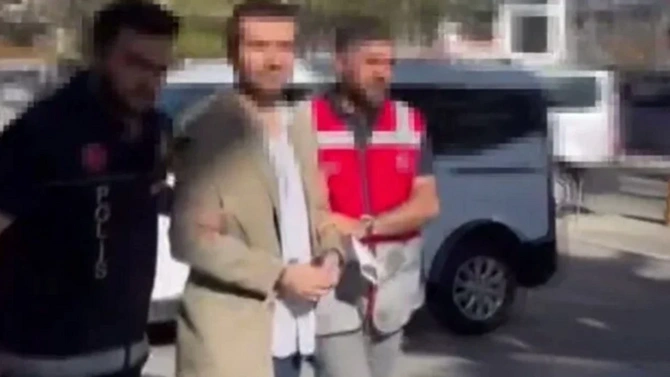 İki qızı vəhşicəsinə öldürən Semih Çeliyi tərifləyənlər saxlanıldı