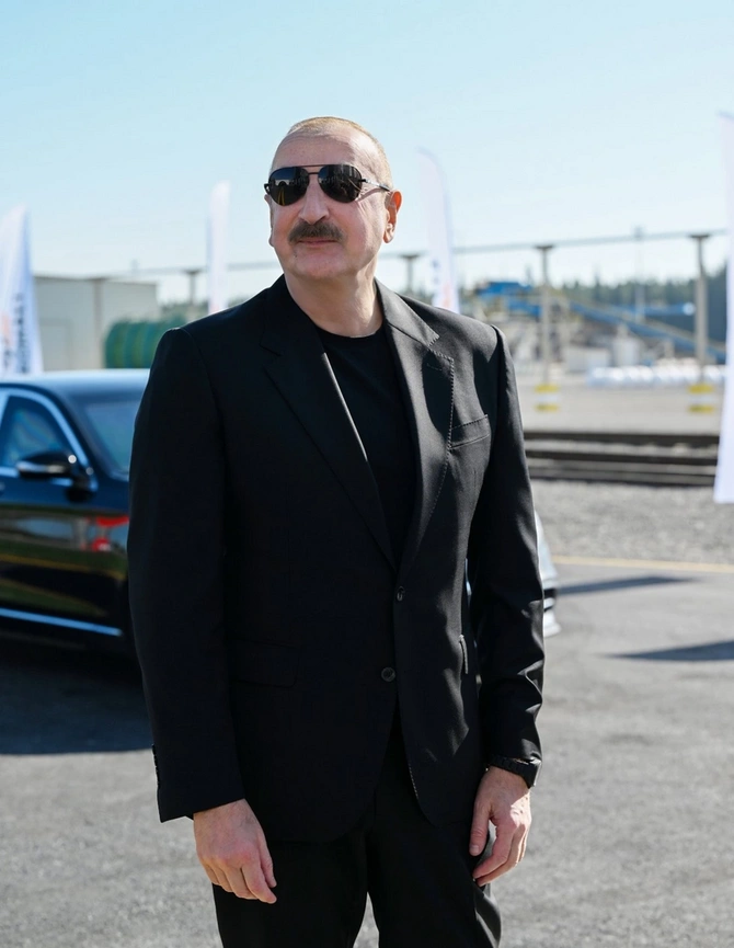 İlham Əliyev İmişlidə "Promalt" MMC-nin arpa emalı müəssisəsinin açılışını edib İlham Əliyev İmişlidə "Promalt" MMC-nin arpa emalı müəssisəsinin açılışını edib