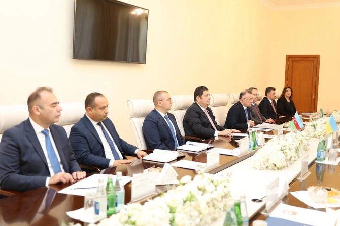 Ukrayna və Azərbaycan səhiyyə nazirləri saziş imzalayıb, əməkdaşlıq genişləndirilir Ukrayna və Azərbaycan səhiyyə nazirləri saziş imzalayıb, əməkdaşlıq genişləndirilir