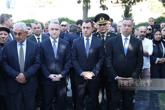 Birinci Qarabağ müharibəsinin itkin-şəhidi Mübariz Şahmurov dəfn olunub Birinci Qarabağ müharibəsinin itkin-şəhidi Mübariz Şahmurov dəfn olunub