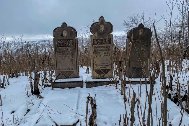 Места памяти Западного Азербайджана: история села Алмалуг, ликвидированного в советский период