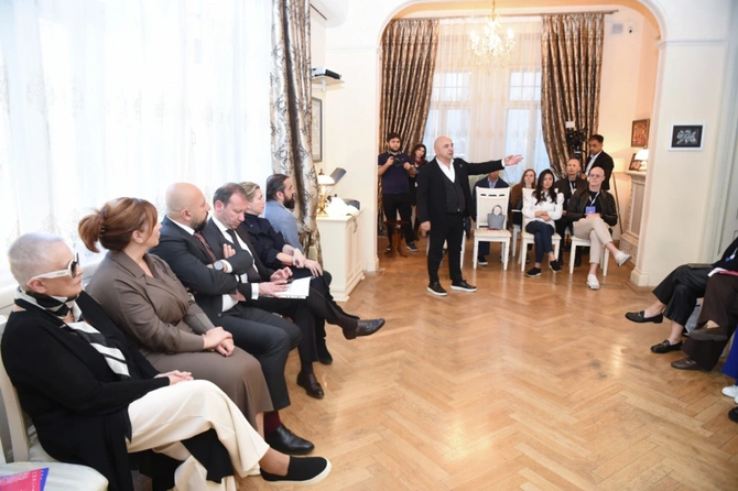 "ART Weekend" çərçivəsində "Püstə: canlı irs" performansı təqdim edilib "ART Weekend" çərçivəsində "Püstə: canlı irs" performansı təqdim edilib