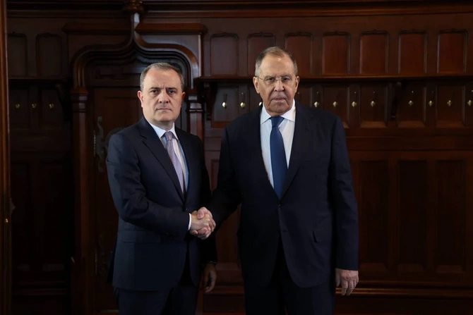 Ceyhun Bayramov və Sergey Lavrov arasında təkbətək görüş keçirilir