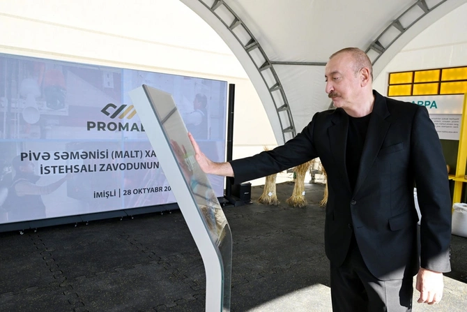 İlham Əliyev İmişlidə "Promalt" MMC-nin arpa emalı müəssisəsinin açılışını edib İlham Əliyev İmişlidə "Promalt" MMC-nin arpa emalı müəssisəsinin açılışını edib