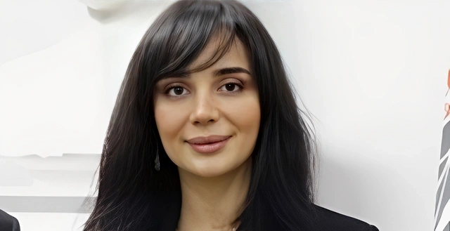 Saxlanılan icra başçısının qızı hakimdir