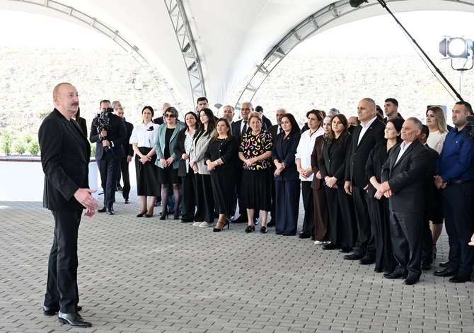 Zəngilanın Məmmədbəyli və Ağalı kəndlərinin sakinlərinə mənzillərin açarları təqdim edilib Zəngilanın Məmmədbəyli və Ağalı kəndlərinin sakinlərinə mənzillərin açarları təqdim edilib