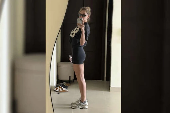 43-летняя Вера Брежнева показала фигуру